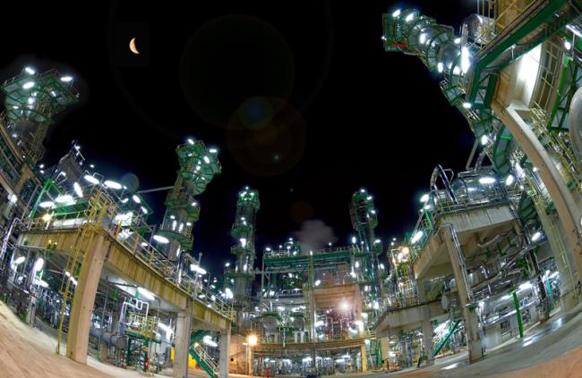 Total Raffinerie de Nprmandie, vue de nuit