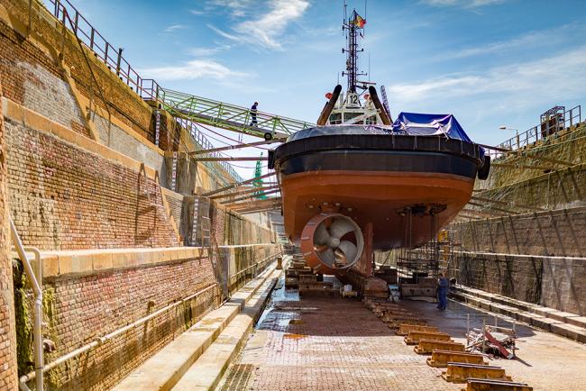 Forme de radoub du port du Havre, pour la réparation de bateau