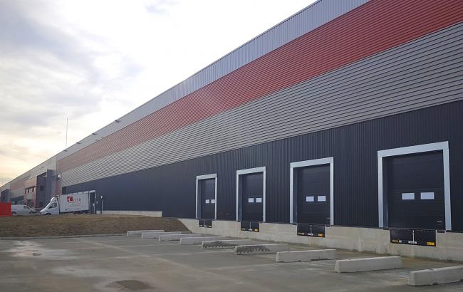 Batiment C des entrepôts Stockespace sur le PLPN1